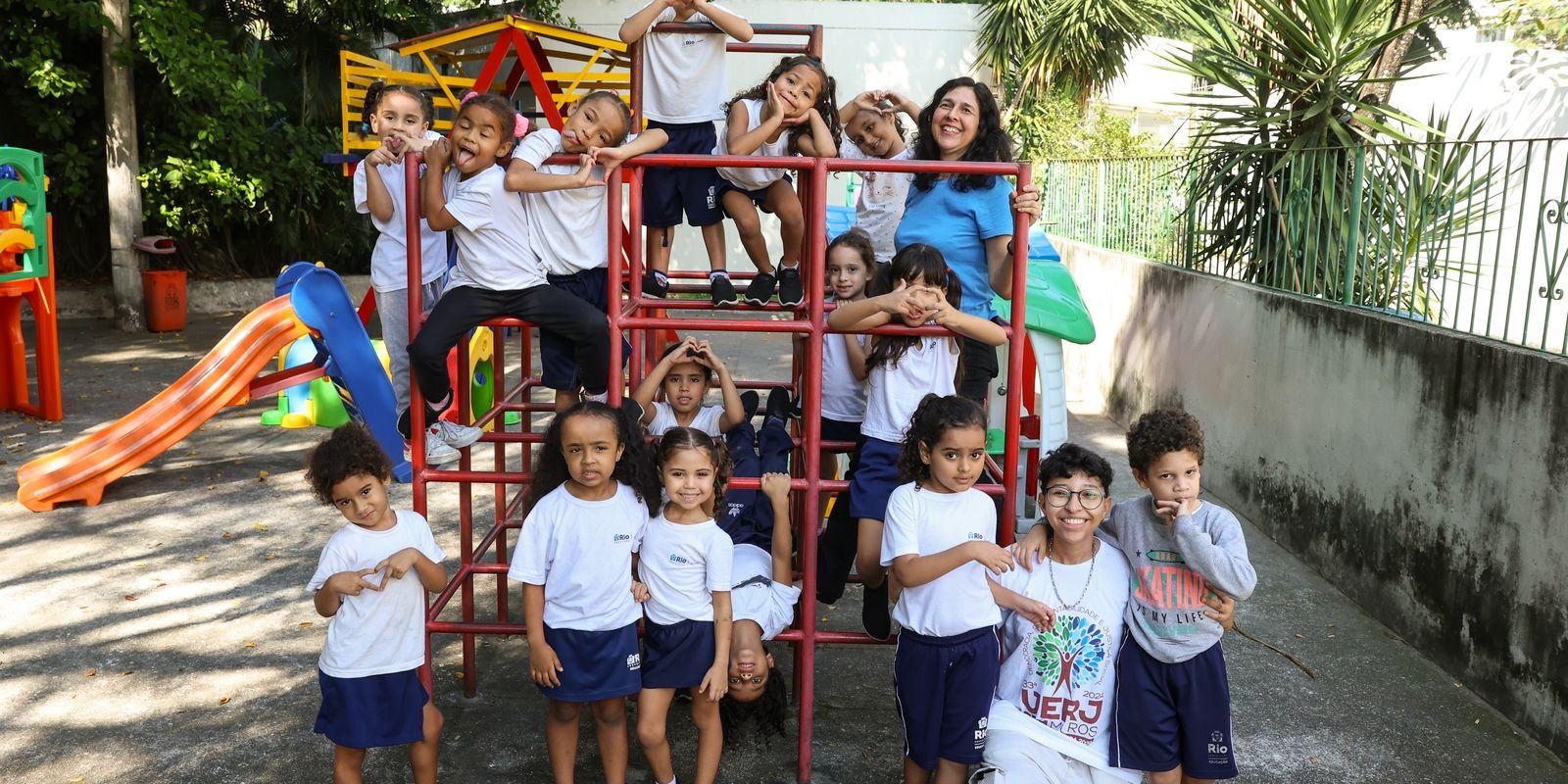 Escolas Acolhedoras: Orientador Educacional Impulsiona Bem-Estar e Desenvolvimento Integral