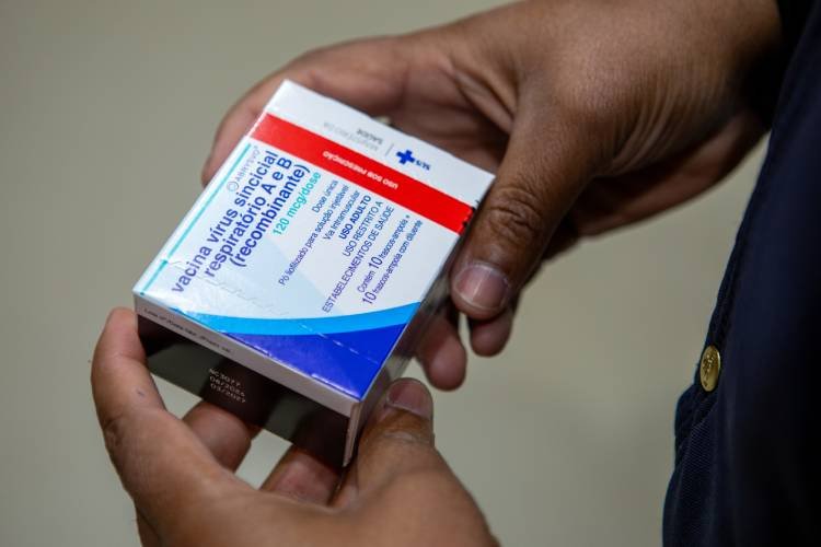 Por que a vacina que combate bronquiolite é importante para gestantes e bebês? Entenda