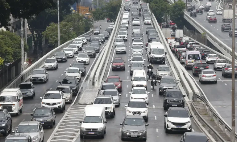 Licenciamento 2026 já está disponível em SP; pagamento antecipado evita pendências