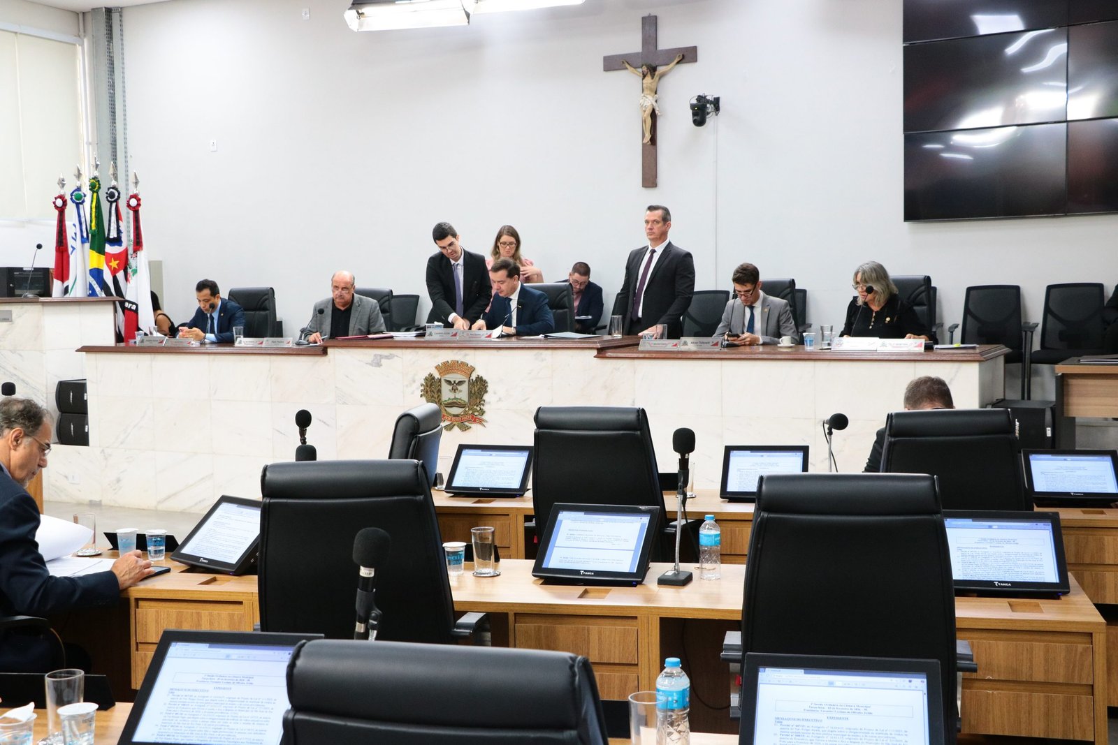 Projeto proíbe distribuição de brindes ou presentes a servidores públicos municipais