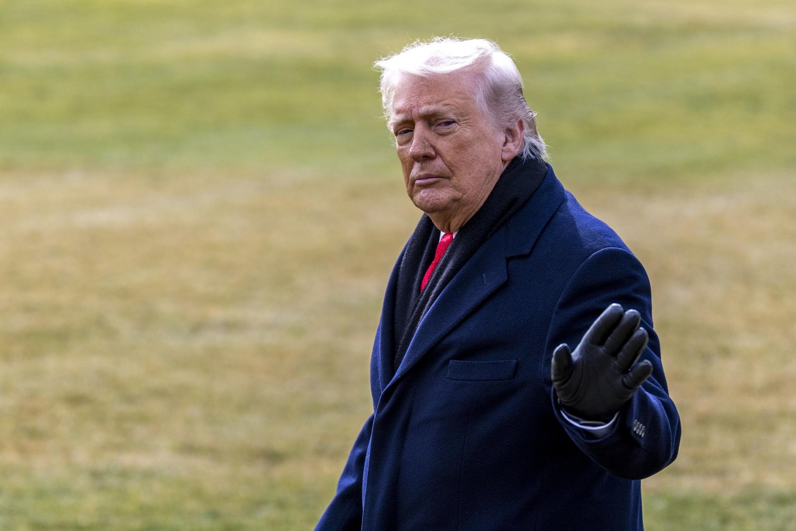 Alfândega dos EUA oficializa suspensão de tarifas da era Trump após revés judicial