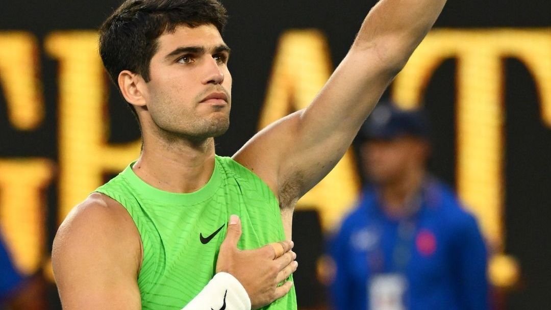 Carlos Alcaraz avalia o próprio jogo e mira evolução constante apesar das conquistas em Grand Slams