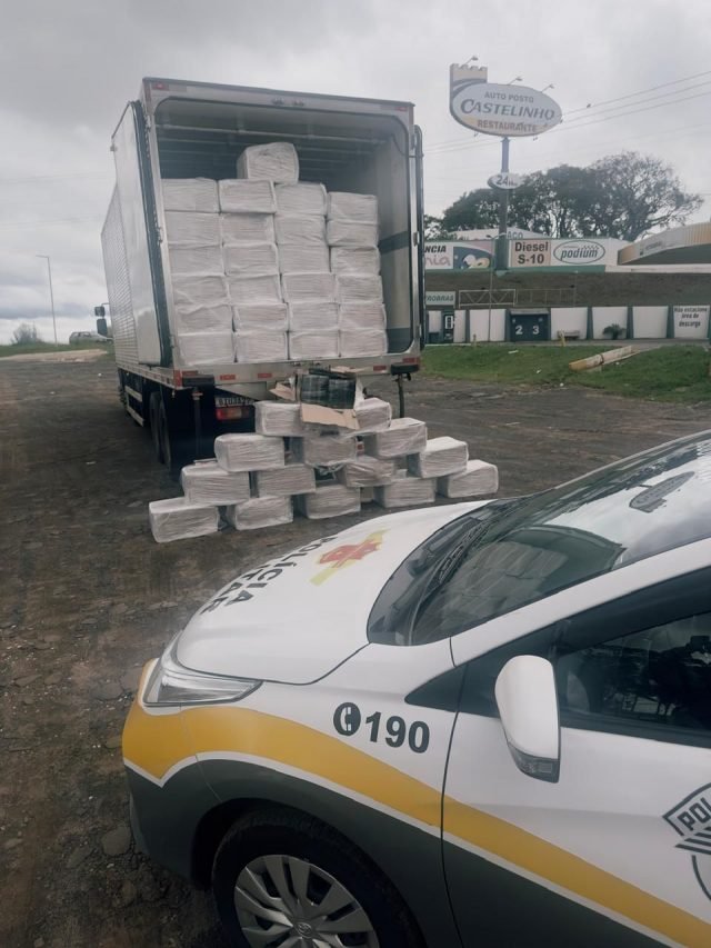 Polícia Rodoviária apreende 1,5 tonelada de maconha no interior de SP