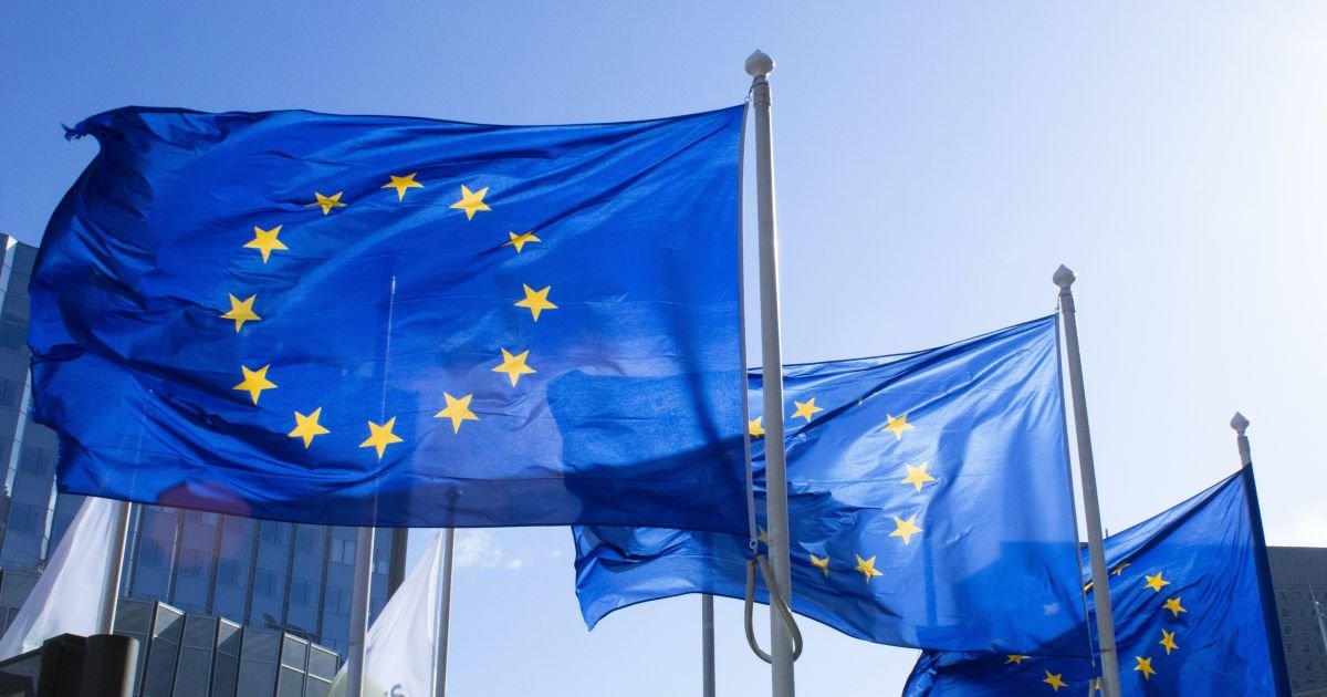 Bancos da Zona do Euro Aperta o Crédito Empresarial Diante de Incertezas Econômicas, Revela BCE
