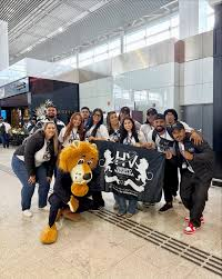 RAVINHO MOVIMENTA GUARULHOS E TRANSFORMA EMBARQUE EM VERDADEIRO ESPETÁCULO NO MAIOR AEROPORTO DO PAÍS