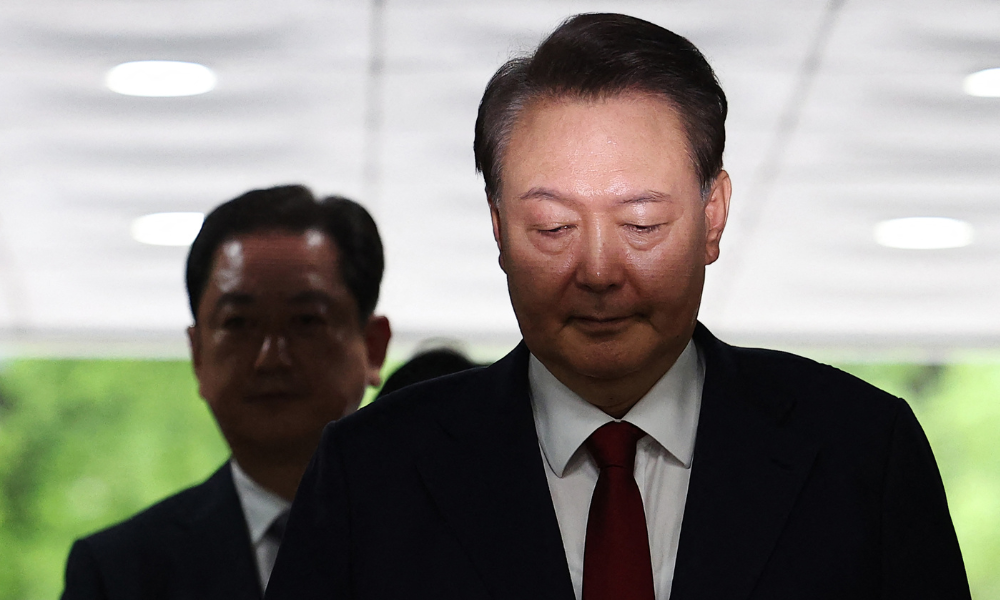 Ex-presidente sul-coreano se desculpa após condenação à prisão perpétua