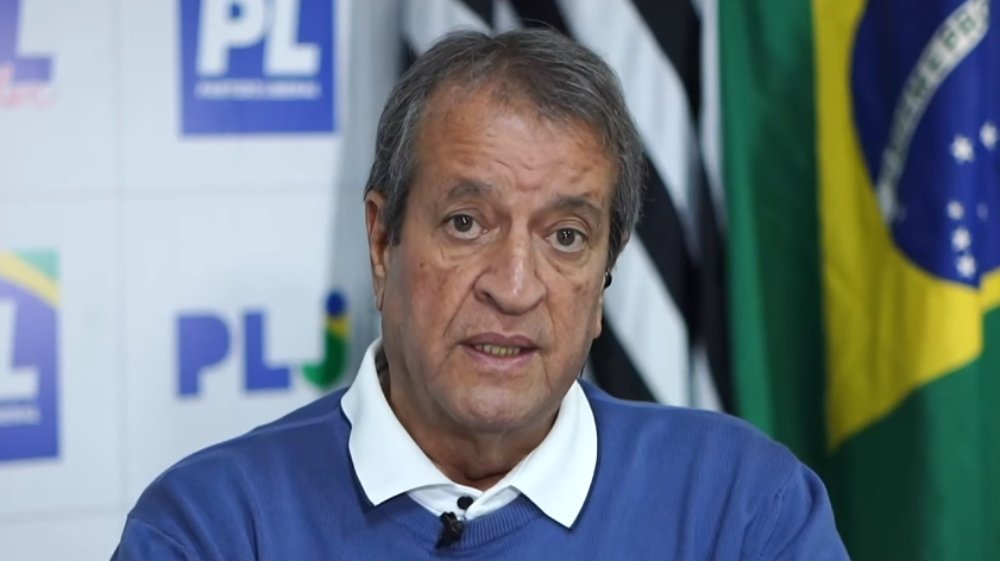 Valdemar Costa Neto Aponta Confiança em Vitória de Flávio Bolsonaro e Antecipa Luta Crucial por Eleitores de Centro
