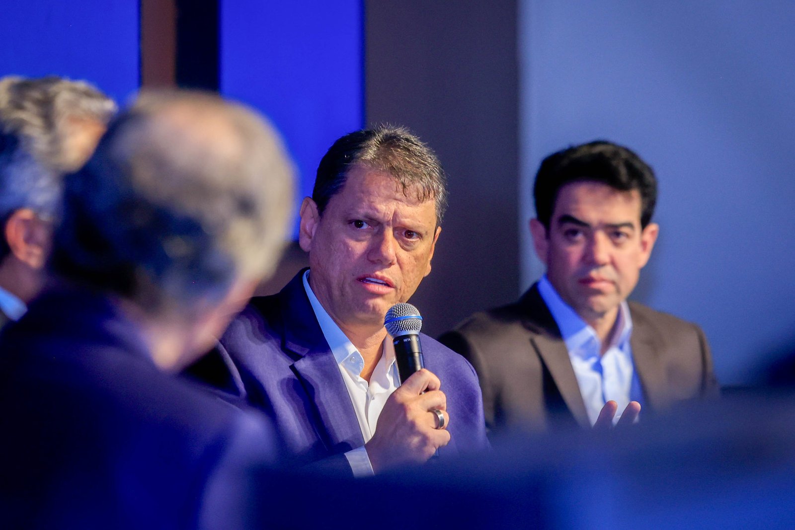 São Paulo: Tarcísio indica adesão à subvenção federal do diesel, com impacto fiscal e econômico