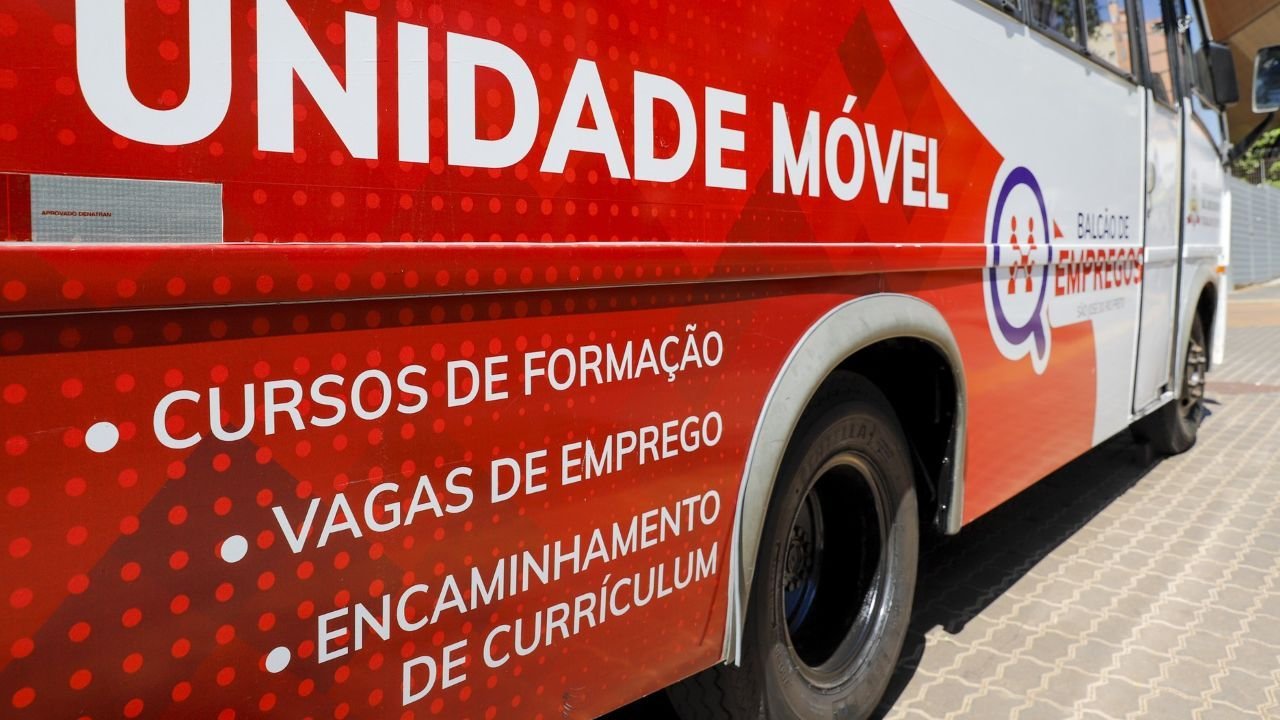 Balcão do Emprego Itinerante atende no Centro de Rio Preto