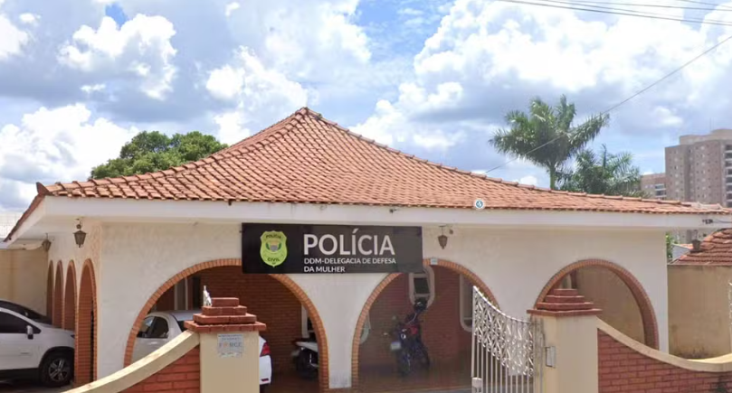 Polícia investiga suspeita de estupro contra jovem em bar de Votuporanga
