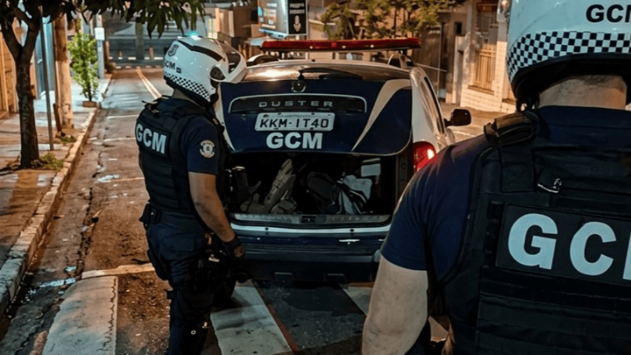 Mais dois foragidos da justiça são recapturados pela GCM de Rio Preto
