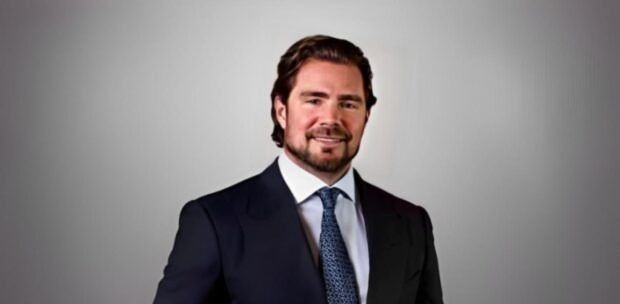 E-mails revelam tentativa urgente de venda de cobertura de Daniel Vorcaro por R$ 60 milhões antes de sua prisão
