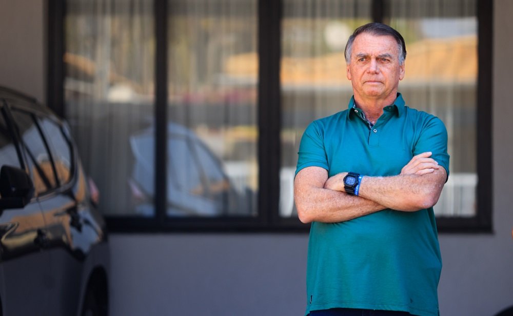 Pressão política e internação de Bolsonaro reacendem debate sobre prisão domiciliar no STF