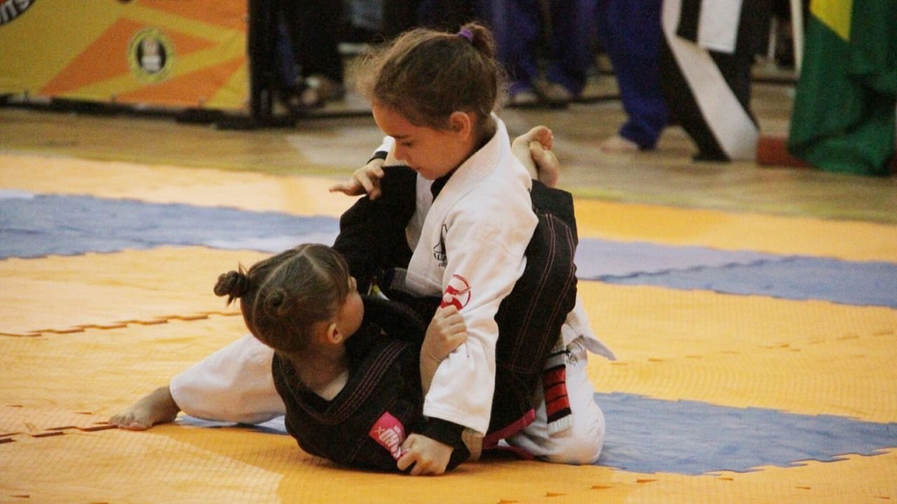 Centro de Eventos recebe etapa do Circuito Interior de Jiu-Jitsu