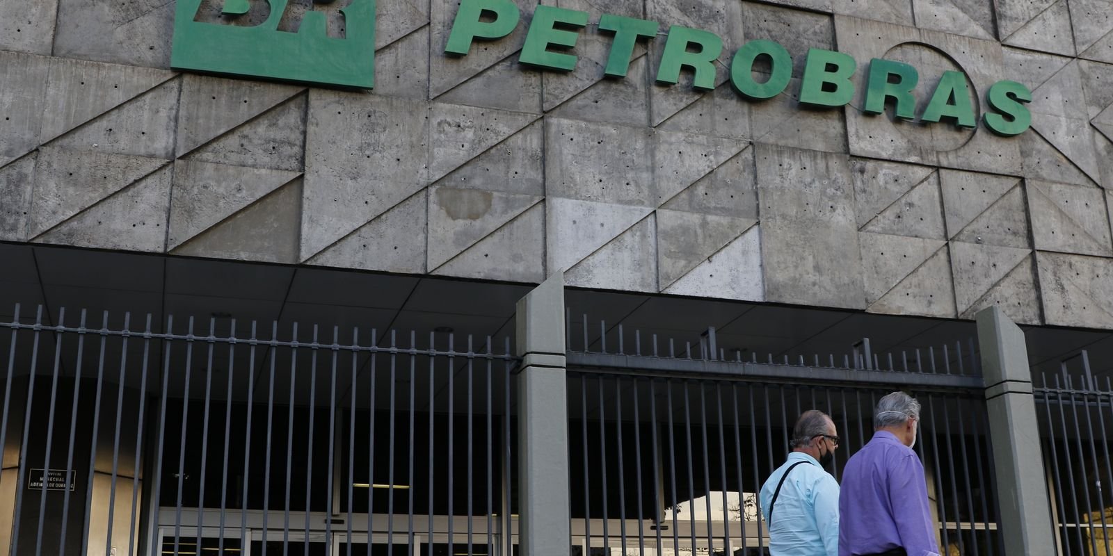 Petrobras adere a programa federal para subsidiar diesel em meio à escalada do petróleo