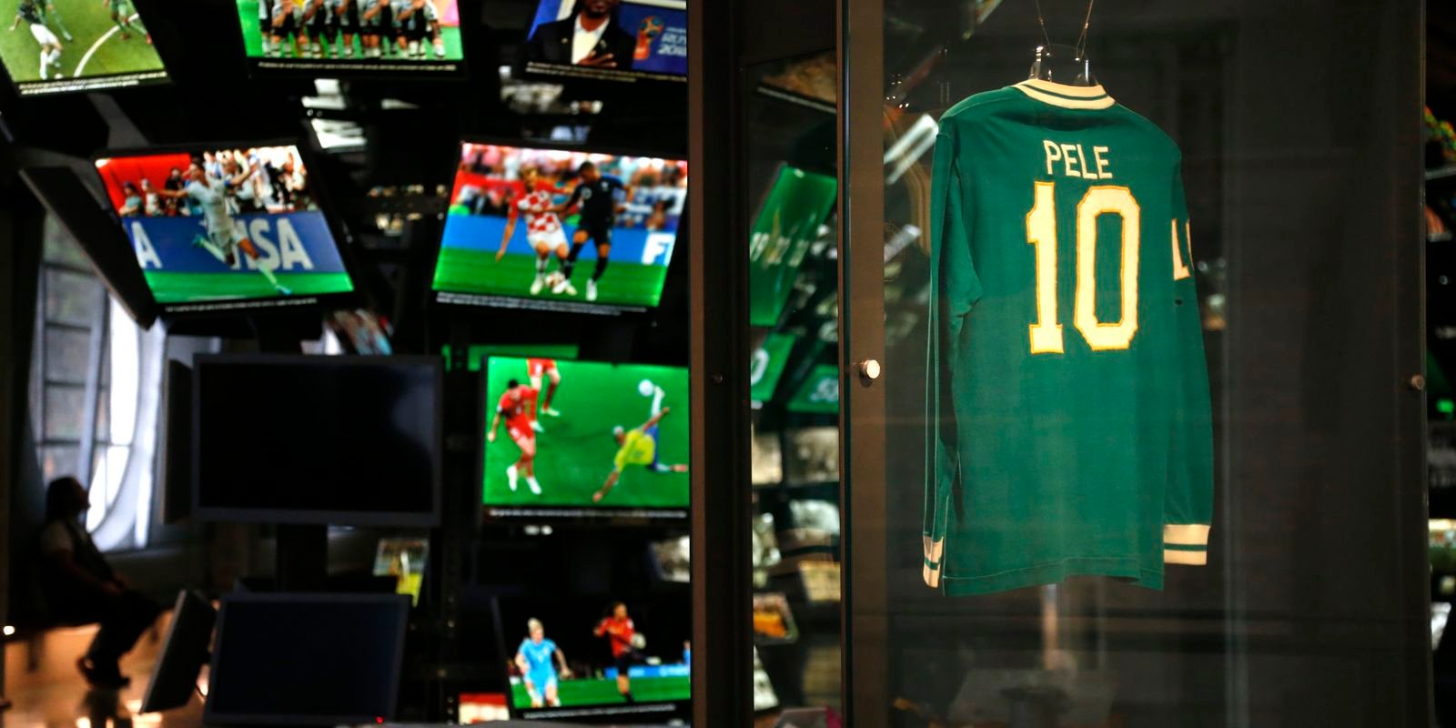 Museu do Futebol inova com audioguia em formato de programa de rádio para ampliar a inclusão