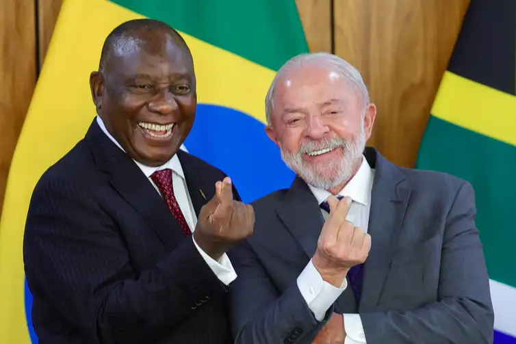 Brasil e África do Sul devem focar autonomia para autodefesa