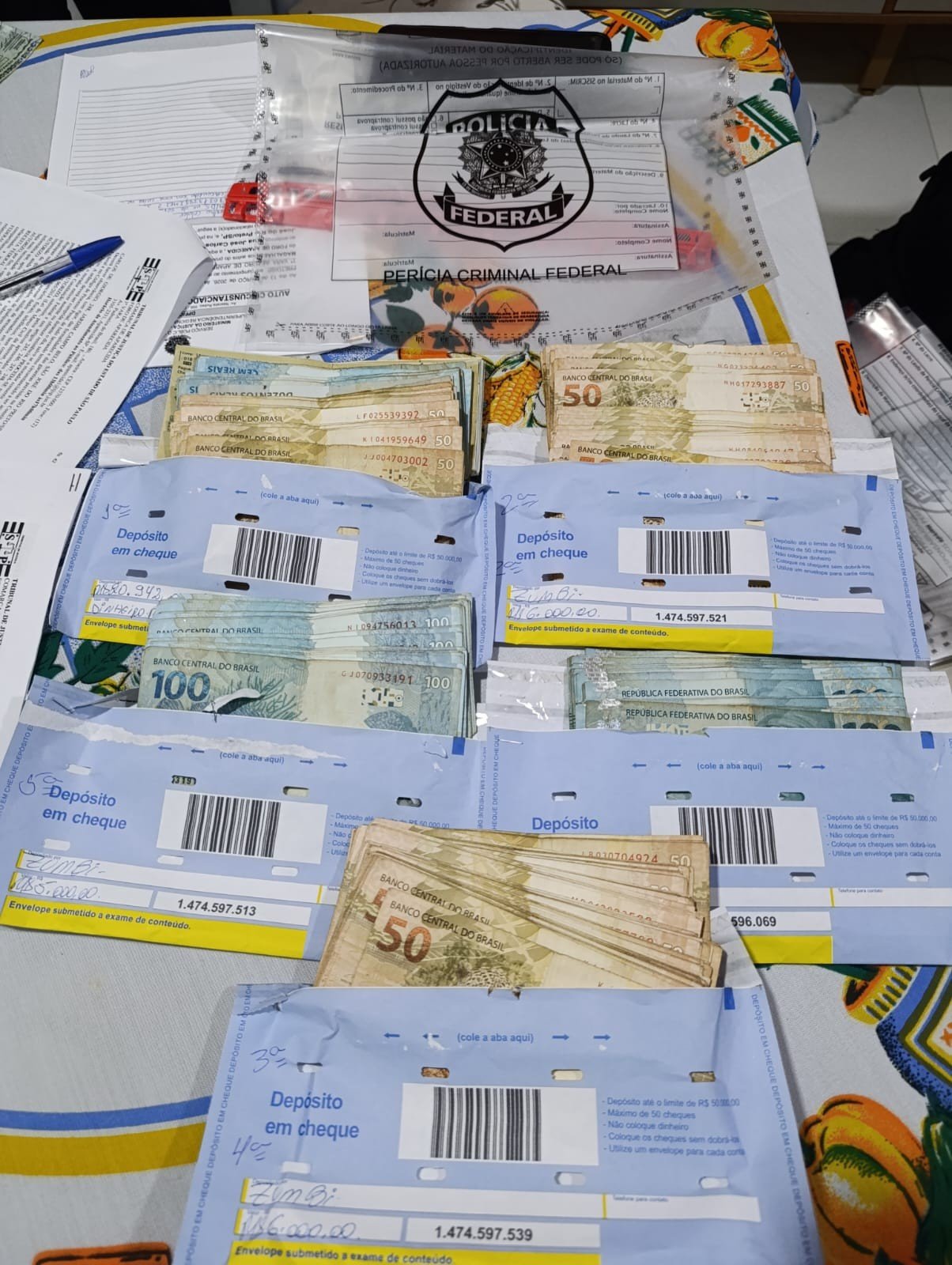 PF apreende R$ 200 mil e avança em investigação sobre rede milionária de cigarros falsos em São Paulo