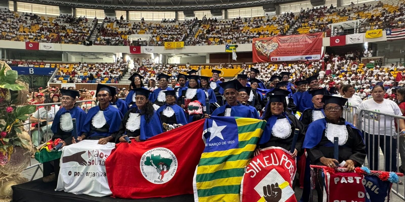Recife celebra 30 mil alfabetizados em programa nacional de superação do analfabetismo