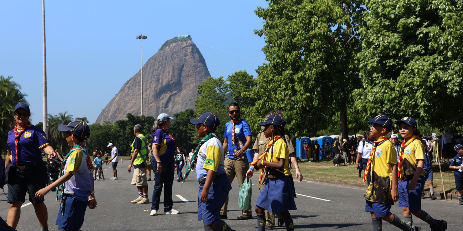 Movimento escoteiro reúne mais de 4 mil em grande evento tradicional no Rio
