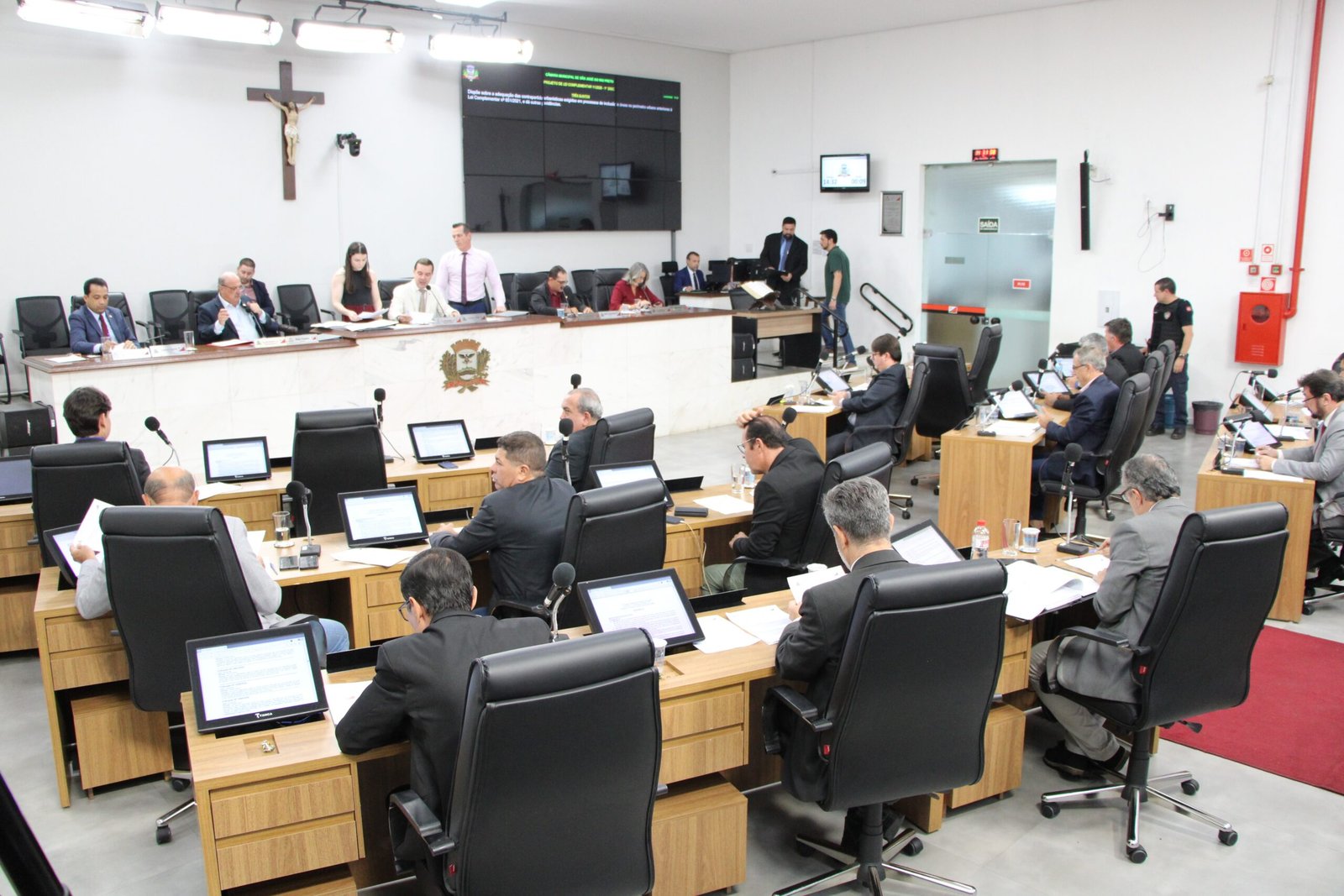 Câmara de Rio Preto adia por duas sessões a criação de cargos na GCM