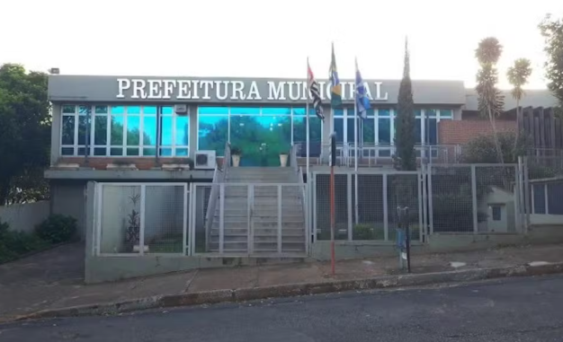 Enfermeira é demitida por suspeita de falsificação e venda de atestados médicos