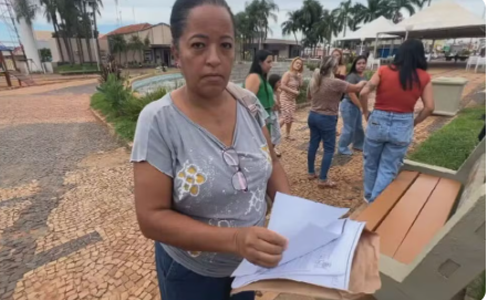 Mães protestam após bebê de 1 ano voltar da creche com hematomas e fratura no nariz em Valentim Gentil