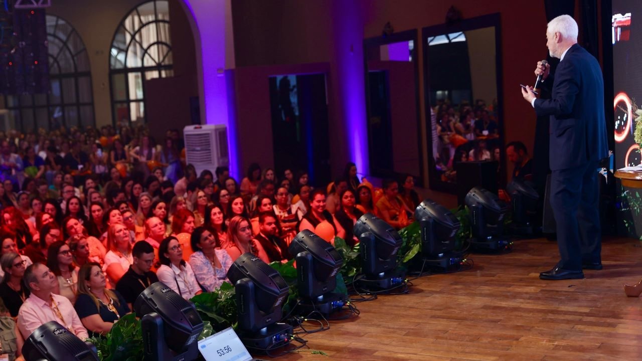 Feira de educação debate a relação escola e família em Rio Preto