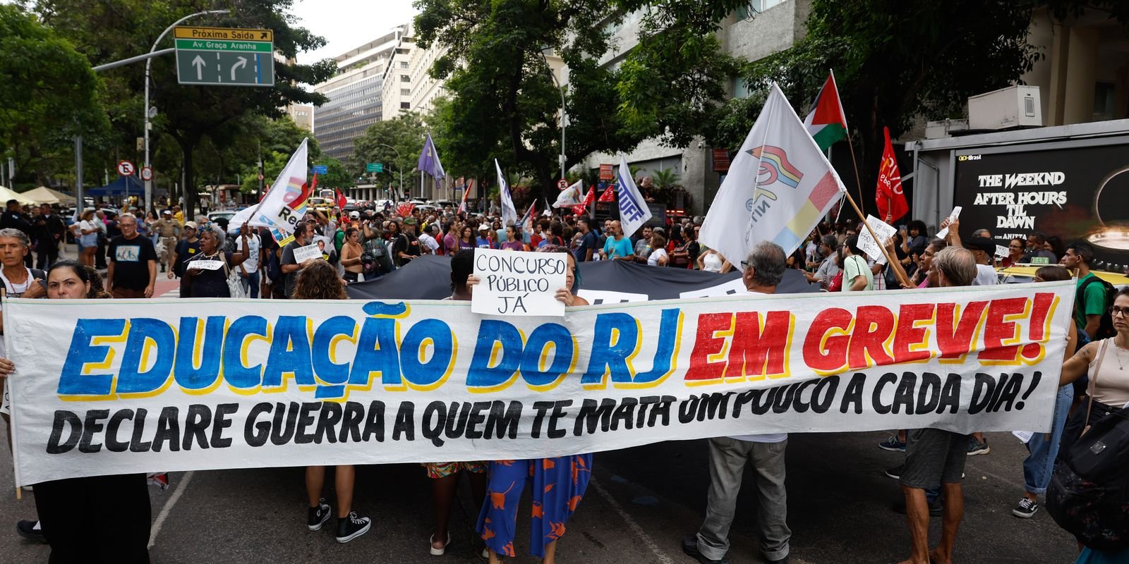 Professores do Rio paralisam atividades por 24h: luta por recomposição salarial e condições dignas