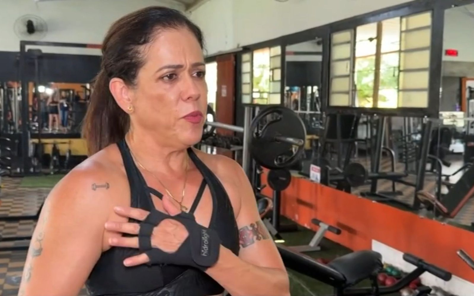O risco do treino sem supervisão: Aluna de São José do Rio Preto sofre grave lesão e alerta para a importância da orientação profissional