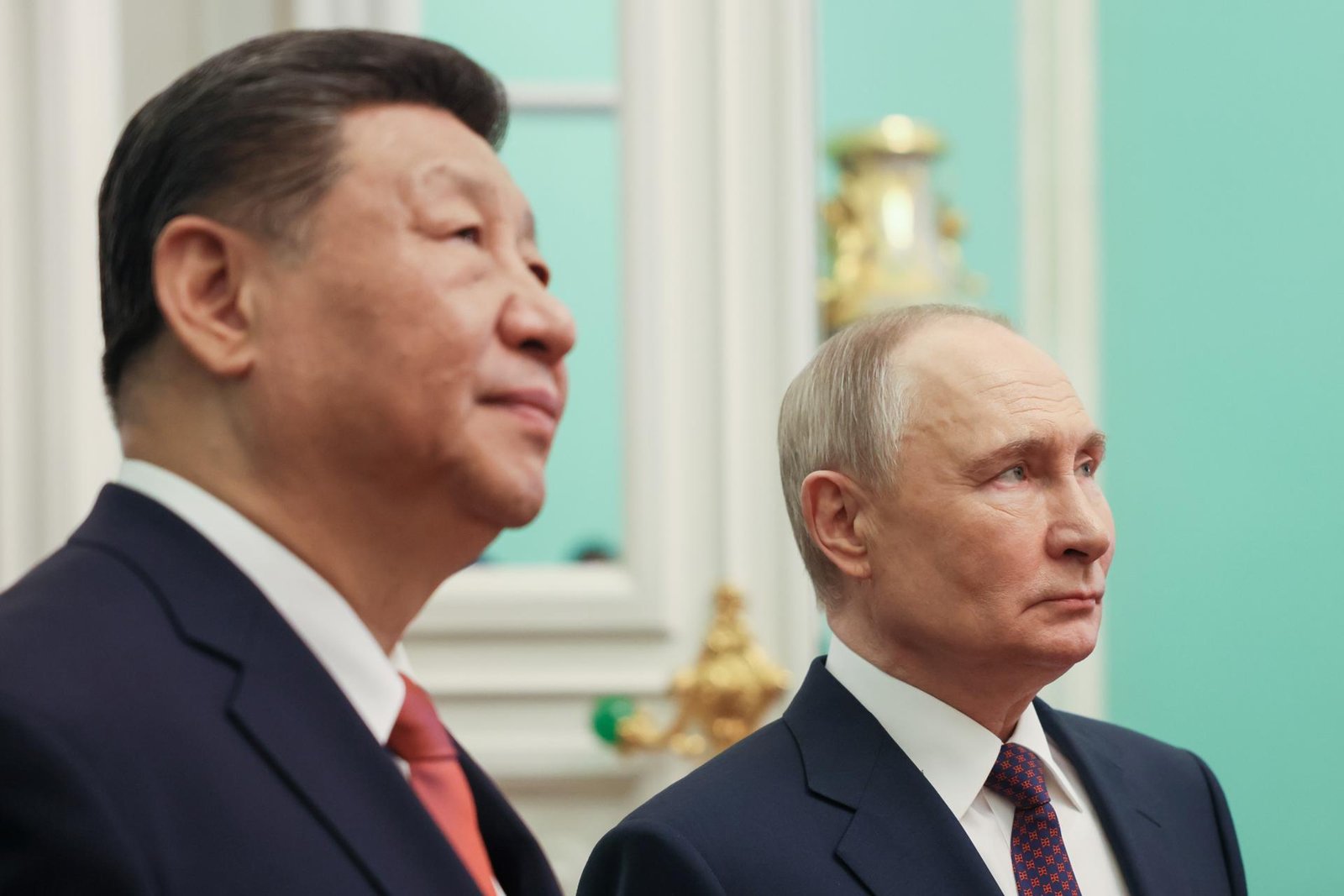 Por que o Brasil persiste na dependência de fertilizantes da China e da Rússia?