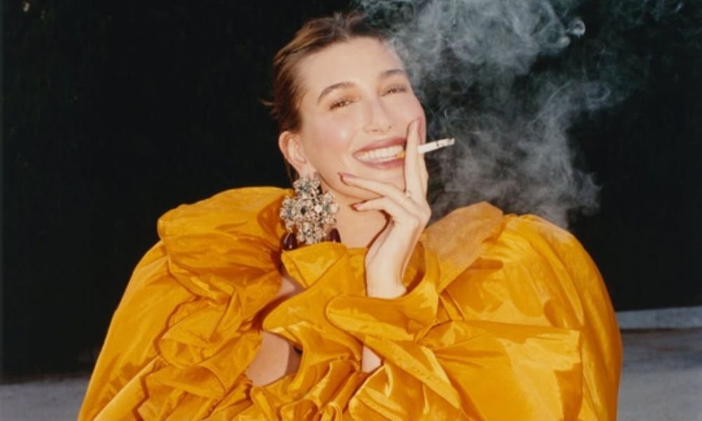 Cigarro na Moda: O Dilema Estético e de Saúde Reacendido por Celebridades como Hailey Bieber e Kylie Jenner