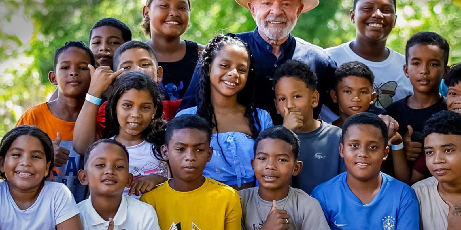 Lula Reitera Mensagem de Renovação e União na Páscoa, Apelando por Harmonia Nacional
