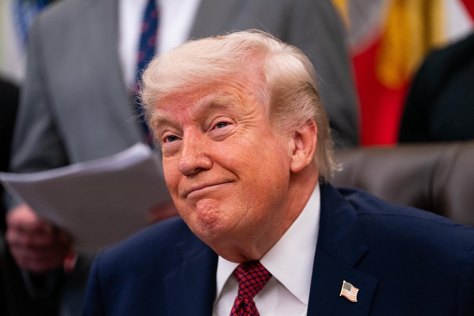 Trump: EUA apreendem cargueiro do Irã que tentou romper bloqueio naval