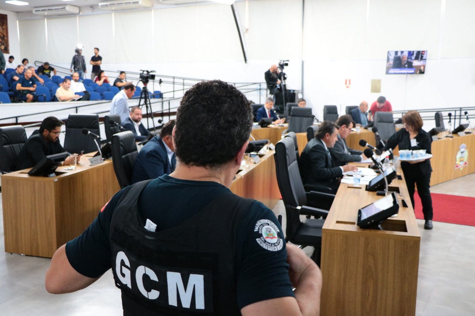 Criação de 50 cargos na GCM volta à sessão da Câmara de Rio Preto nesta terça