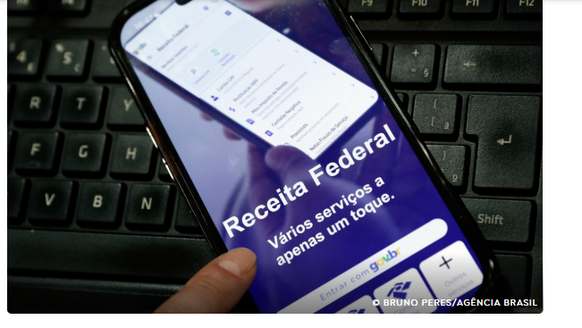 Receita paga nesta sexta maior lote de restituição do IR da história