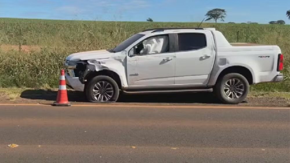 Grupo de ciclistas é atropelado após motorista de caminhonete tentar ultrapassagem em vicinal de Bady Bassitt