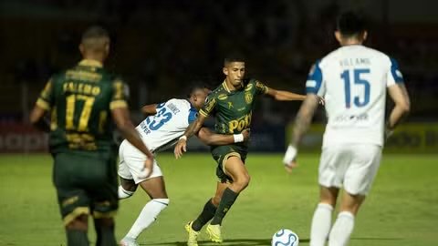 Mirassol domina LDU e assume a liderança do grupo G na Libertadores