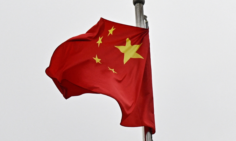 Explosão mortal em mina de carvão na China: oito mortos e dezenas de trabalhadores presos