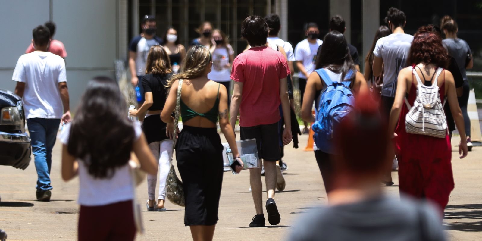 Unesco revela que matrículas no ensino superior global dobraram, mas disparidades persistem