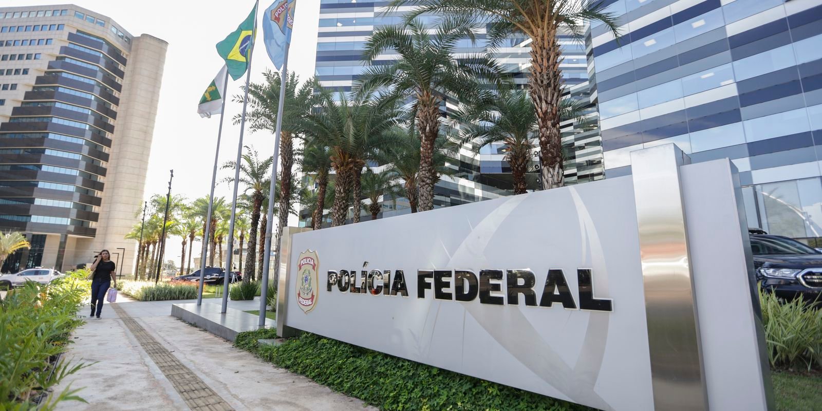 Polícia Federal, em ação internacional, prende hacker do caso Banco Master em Dubai
