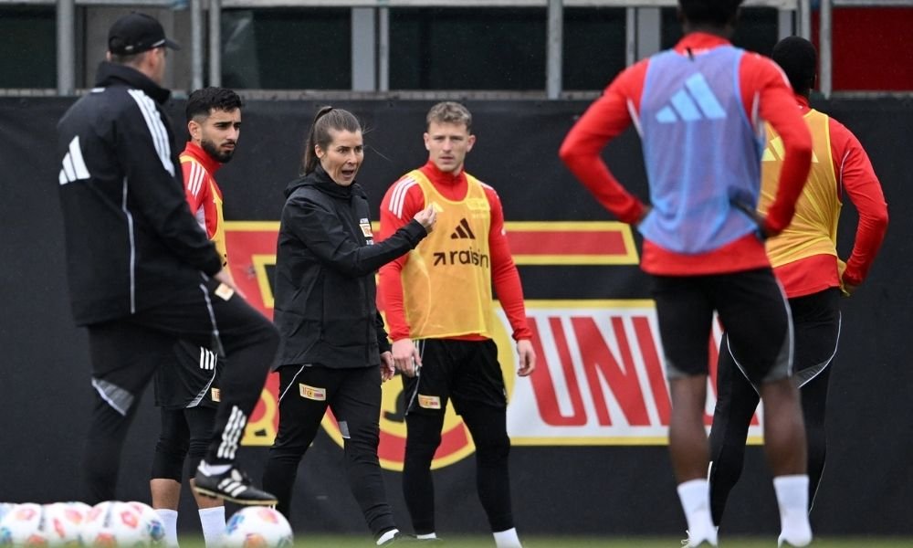 Mulheres no comando: Bundesliga, Copinha e Brasileirão abrem portas para uma nova era no futebol masculino