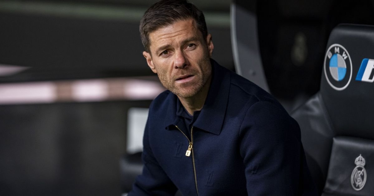 Chelsea aposta em Xabi Alonso para guiar reconstrução após temporada turbulenta