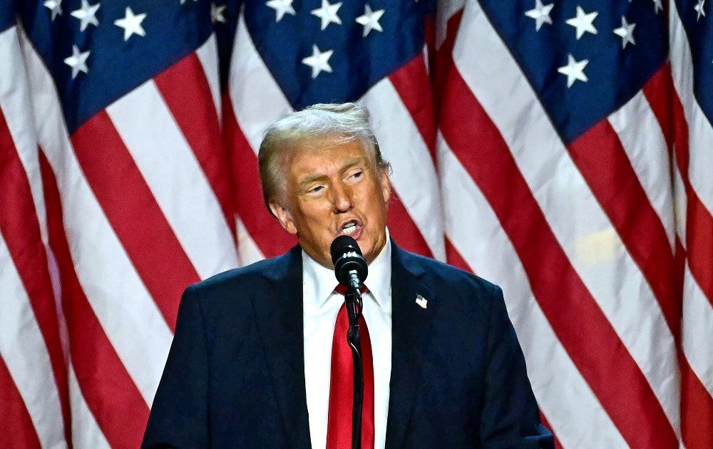 Trump exorta Congresso a aprovar projeto com robusto orçamento militar e pautas conservadoras