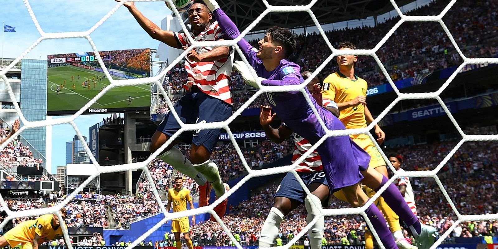 Estados Unidos superam Austrália em Seattle e pavimentam caminho para a classificação na Copa do Mundo de 2026