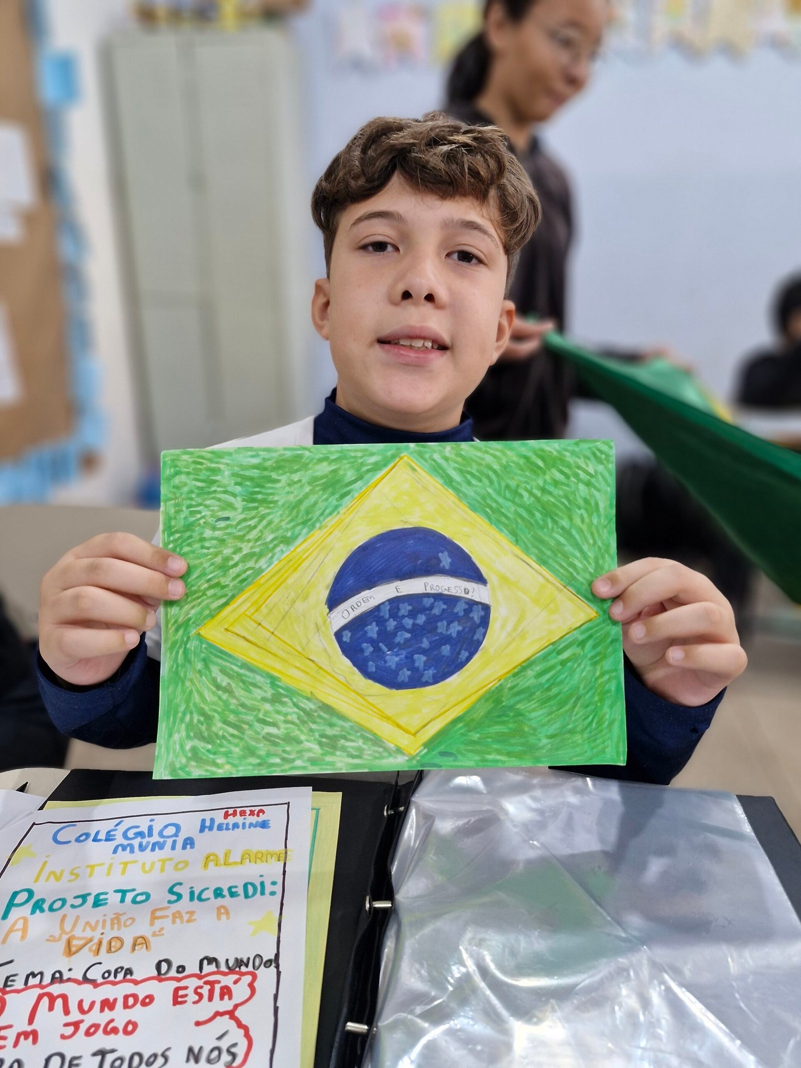 Em clima de Copa, alunos do Instituto Alarme inspiram em projeto interdisciplinar