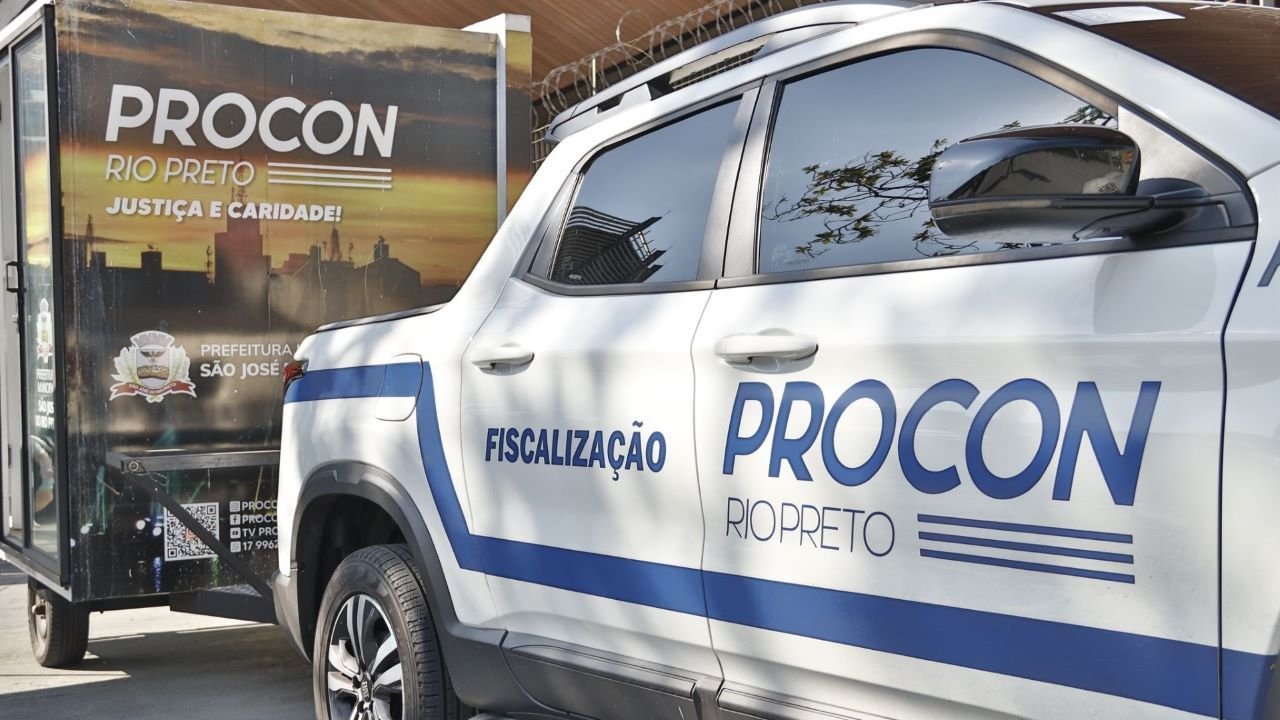 Procon móvel de Rio Preto leva atendimento a quatro feiras livres em julho
