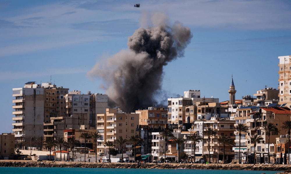 Escalada de Tensão no Golfo: Irã Ataca Bases dos EUA no Kuwait e Bahrein Após Bombardeios em Seu Território