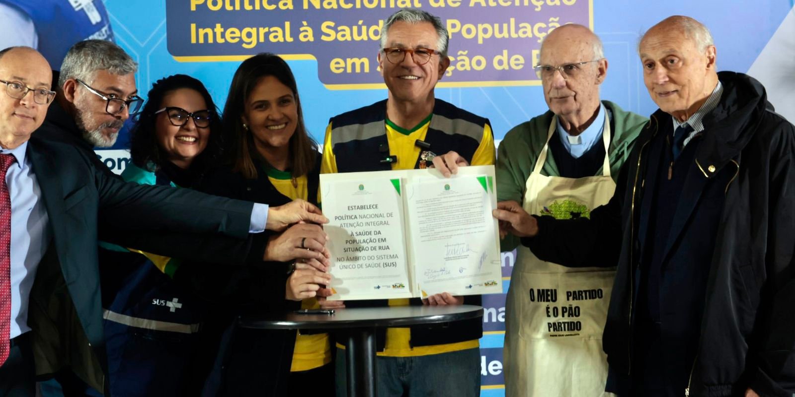 Ministério da Saúde lança política nacional para ampliar e humanizar atendimento à população em situação de rua