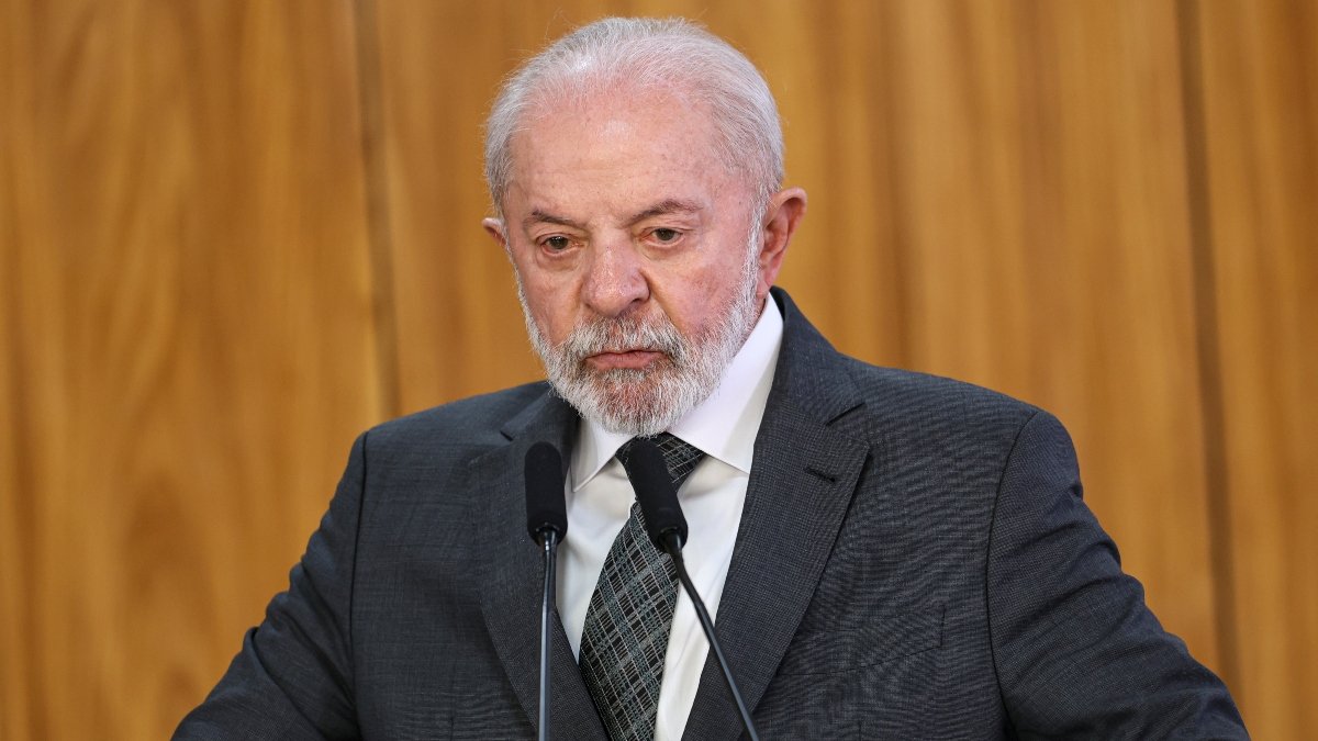 Desaprovação a Lula: Segurança Pública Impulsiona Queda de Popularidade em Terceiro Mandato